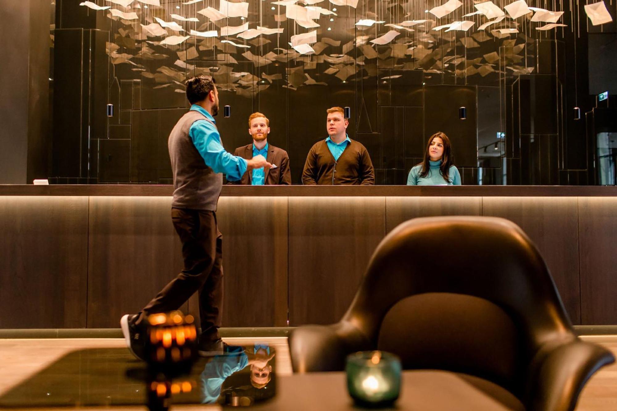 Motel One Frankfurt-Roemer Франкфурт-на-Майне Экстерьер фото